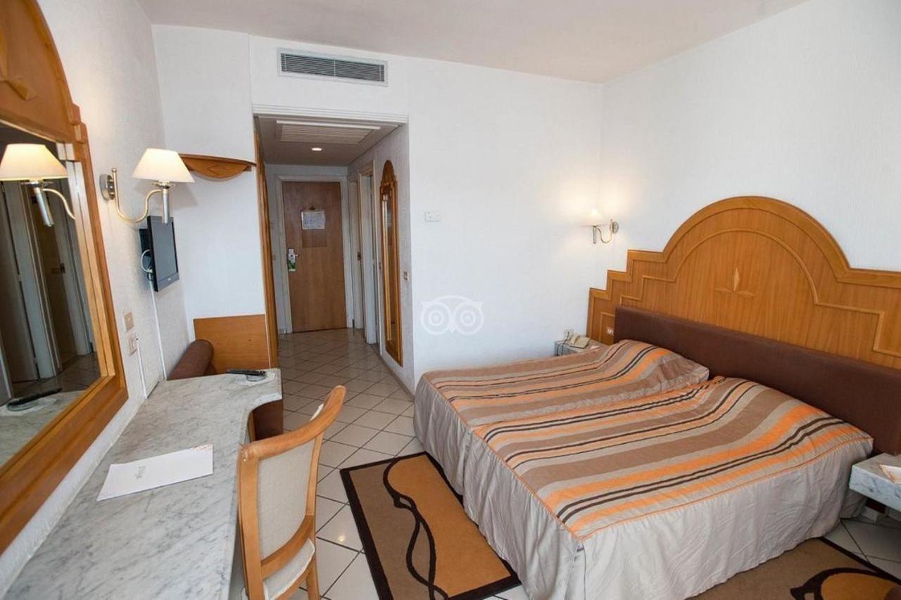 פורט אל קנטאווי Hotel Riviera מראה חיצוני תמונה