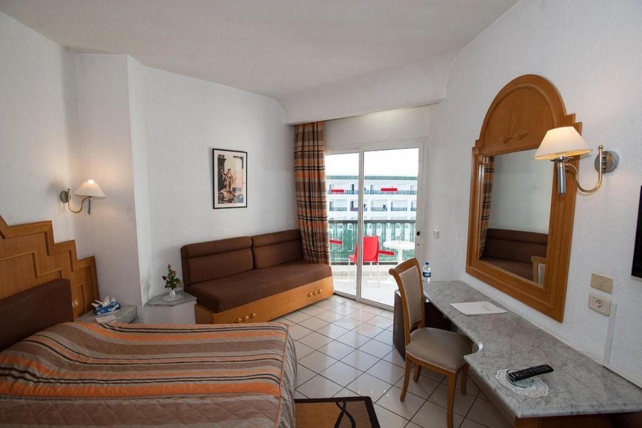 פורט אל קנטאווי Hotel Riviera מראה חיצוני תמונה