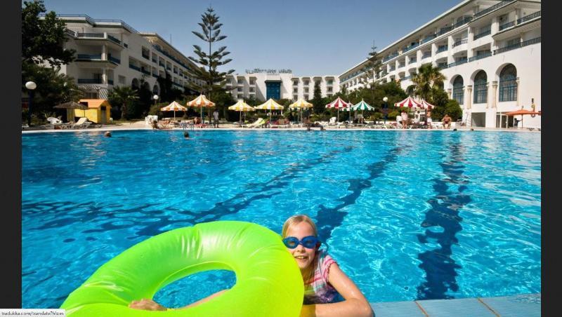 פורט אל קנטאווי Hotel Riviera מראה חיצוני תמונה